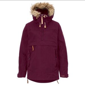 NWT Fjallraven Iceland Anorak - Small